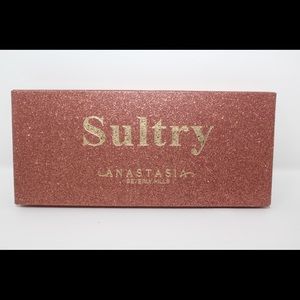 Anastasia Beverly Hills Sultry Eyeshadow